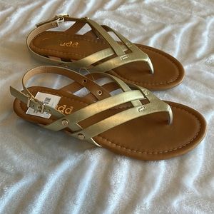 Mudd Gold Sandals